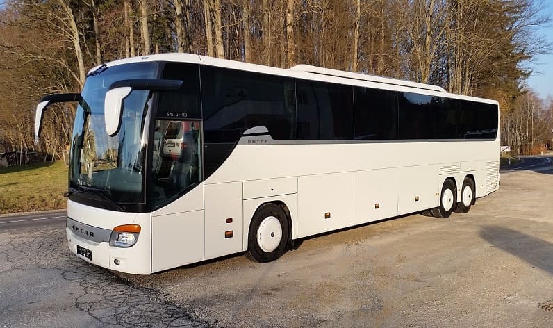 Andorra: Buses hire in Vila in Vila and Europe